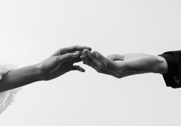 Η Αποτελεσματική Επικοινωνία ως Δεξιότητα: Χτίζοντας Σχέσεις, Όχι Εμπόδια